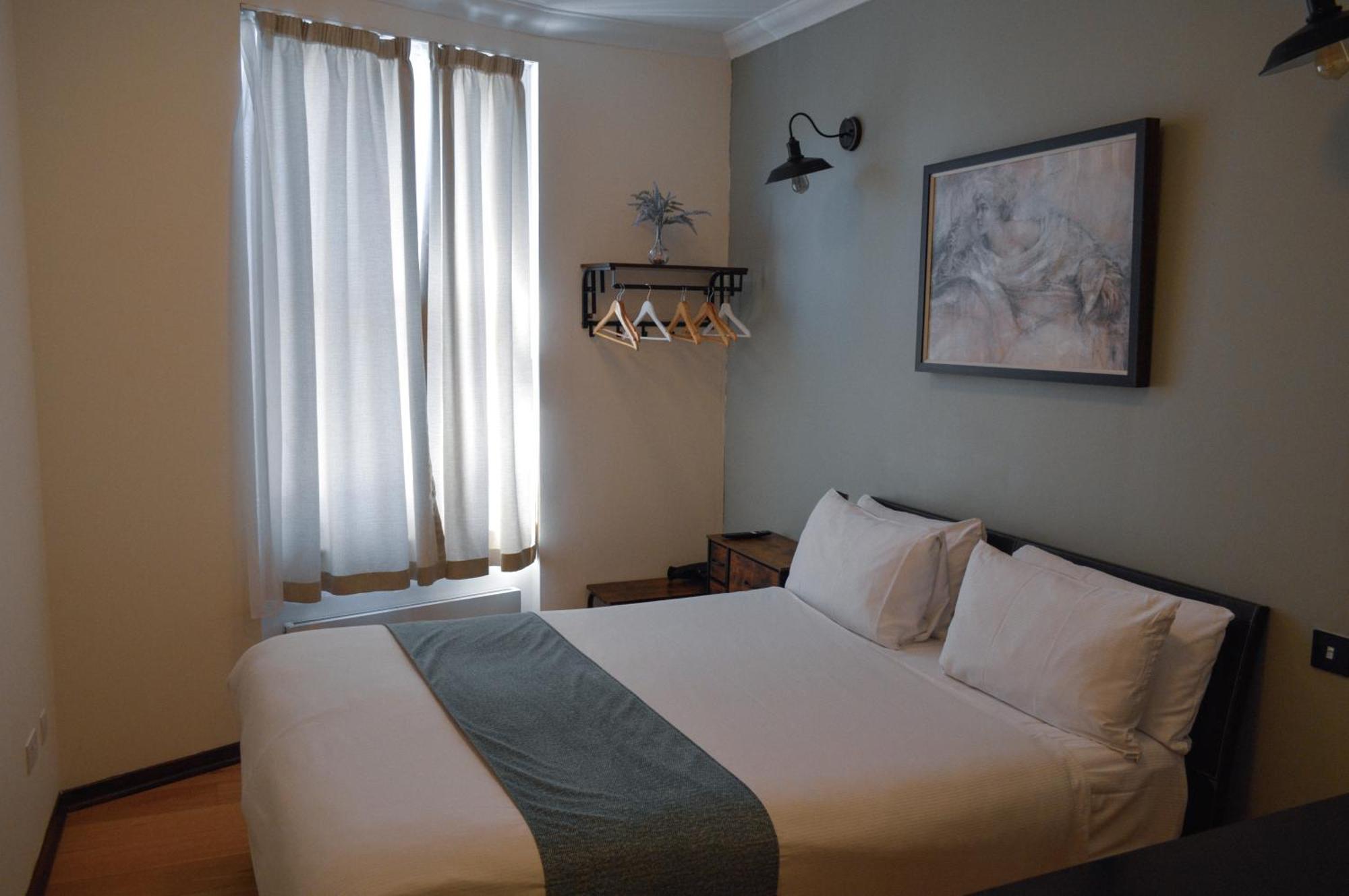 The Royale Chulan Hyde Park Hotel Лондон Экстерьер фото