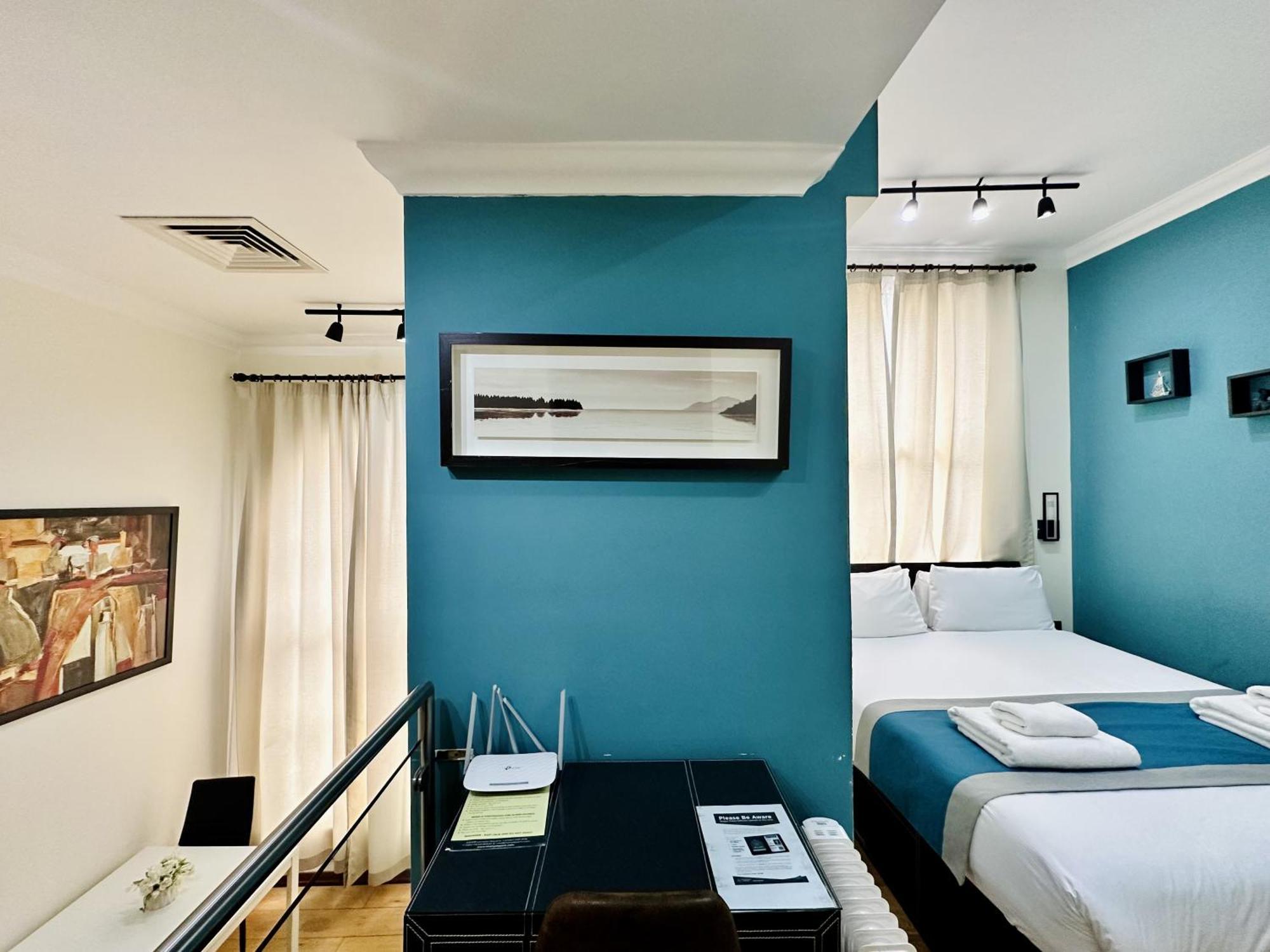 The Royale Chulan Hyde Park Hotel Лондон Экстерьер фото